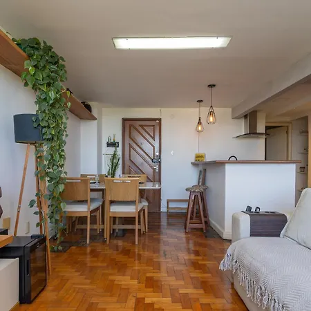Apartamento completo no Rio com Vista-2
